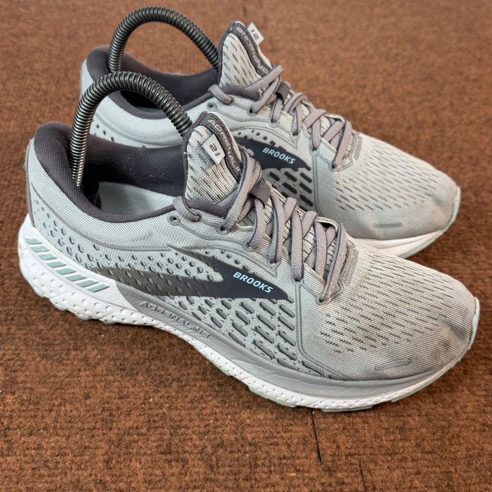 Brooks Adrenaline GTS 21 Womens Running Shoes Grey Silver Size 8 1203291B061